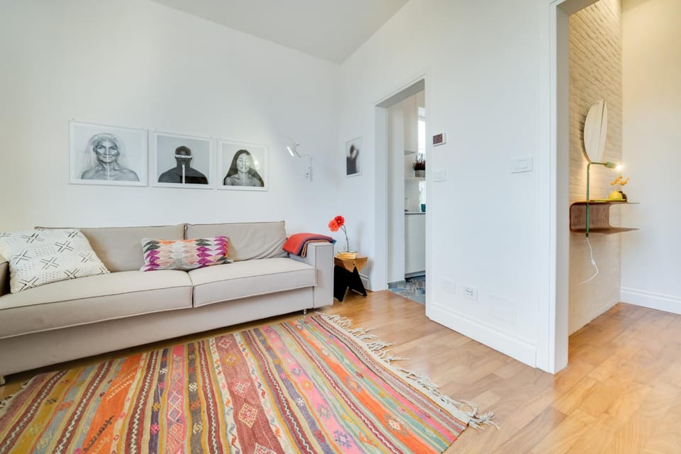 Living room, Decorative detail, Dining area