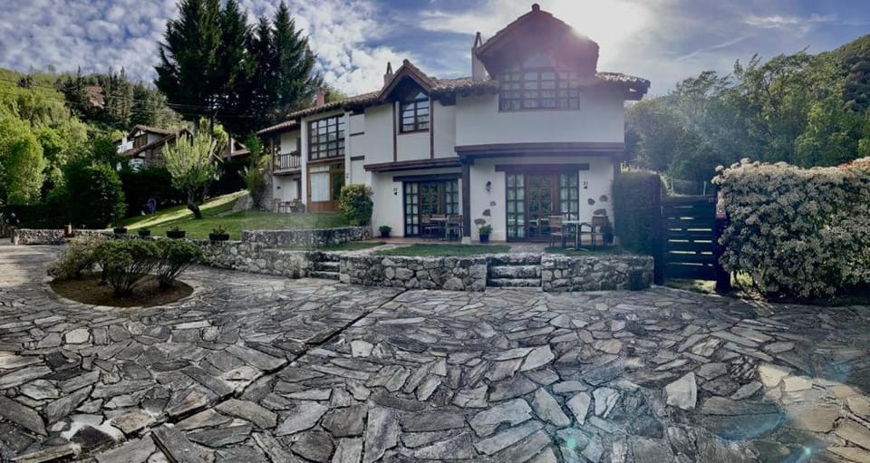 Property building, Garden