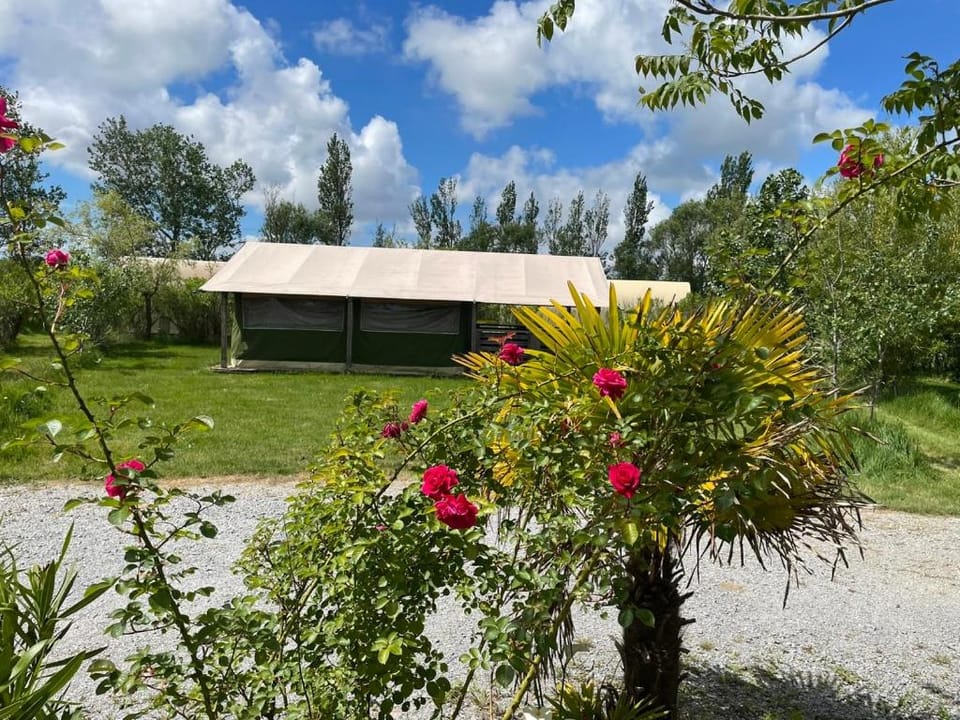 Camping Les Chagnelles Campground/ 
RV Resort in Saint-Jean-de-Monts