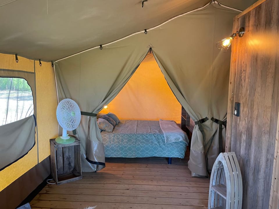 Camping Les Chagnelles Campground/ 
RV Resort in Saint-Jean-de-Monts