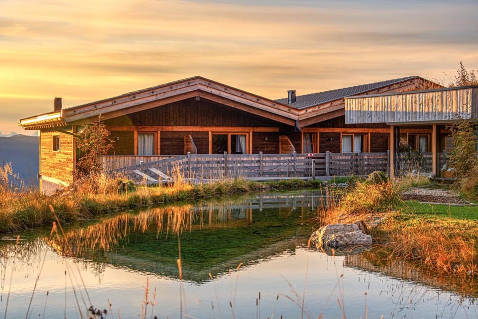 Property building, Spring, Summer, Garden, Hot Tub, Sauna, Autumn, Sunrise, Open Air Bath