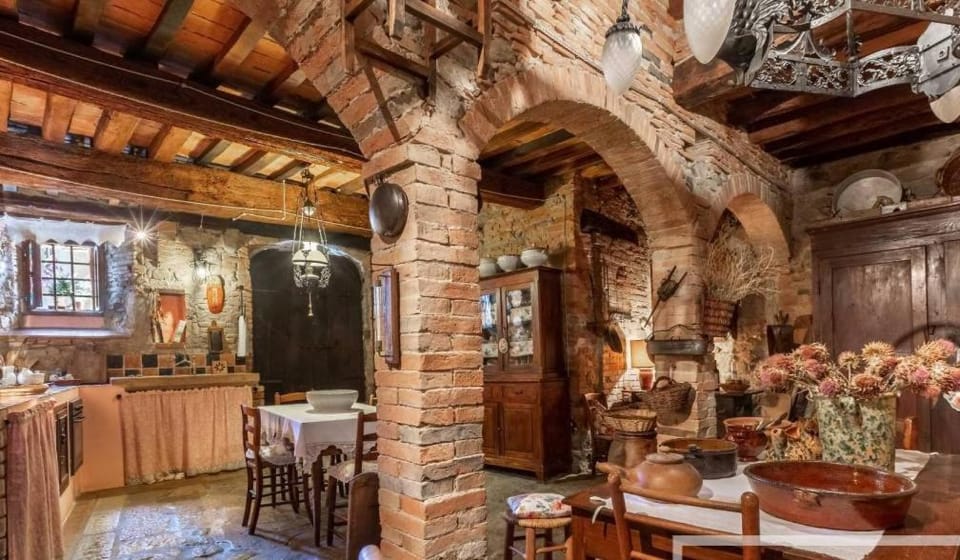 Palazzo Palesa Bed and Breakfast in Tuscany