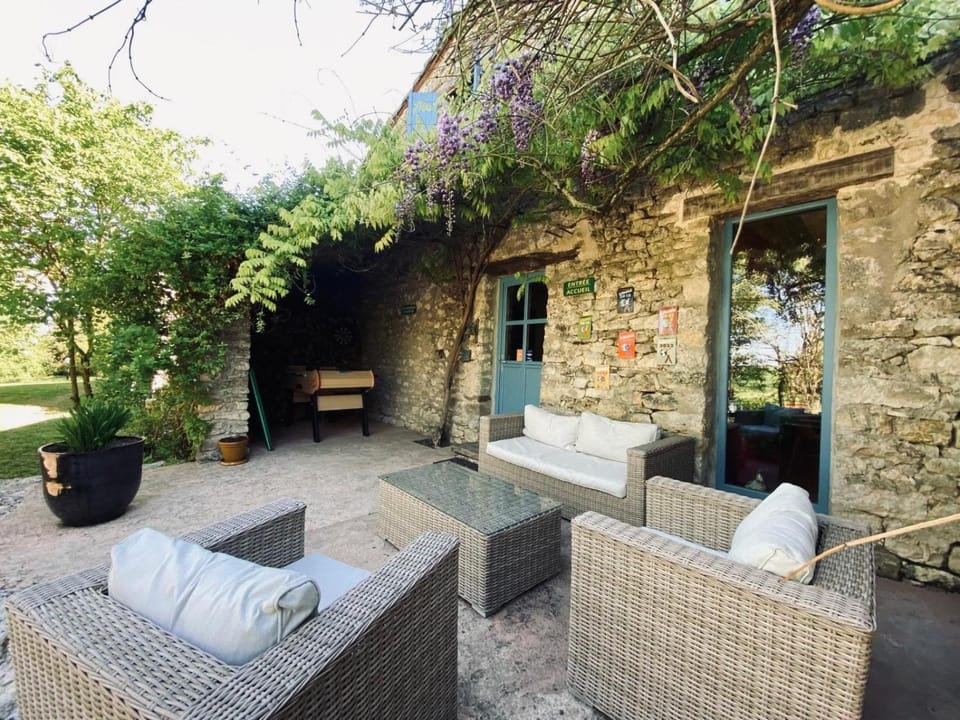 Patio, Balcony/Terrace