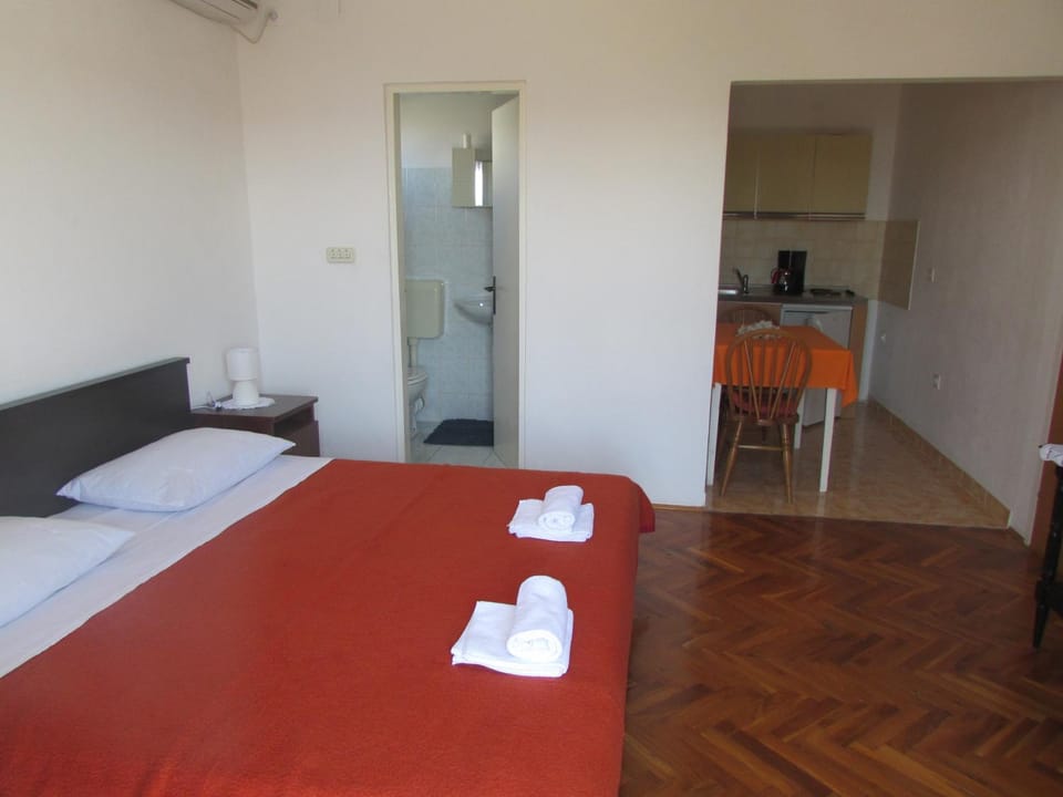 Apartments Jasen Apartment in Zadar County