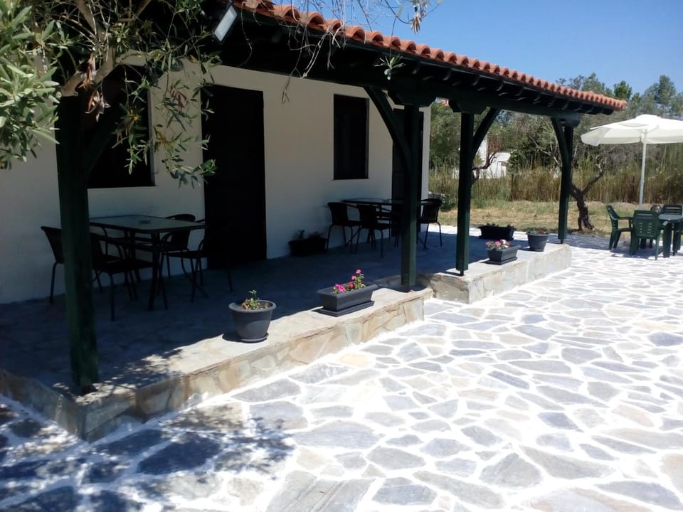 Pappou's Studios Apartment in Halkidiki