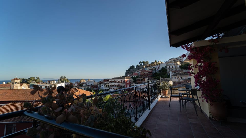 View (from property/room), Balcony/Terrace