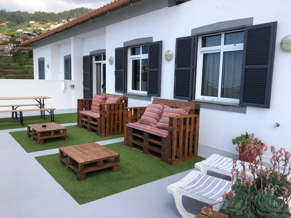 Apartamento Barros Apartment in Câmara De Lobos