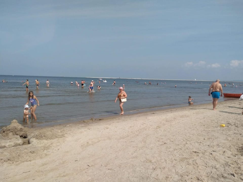 Nearby landmark, Off site, Day, People, Neighbourhood, Natural landscape, Summer, Beach, Hiking, Sports