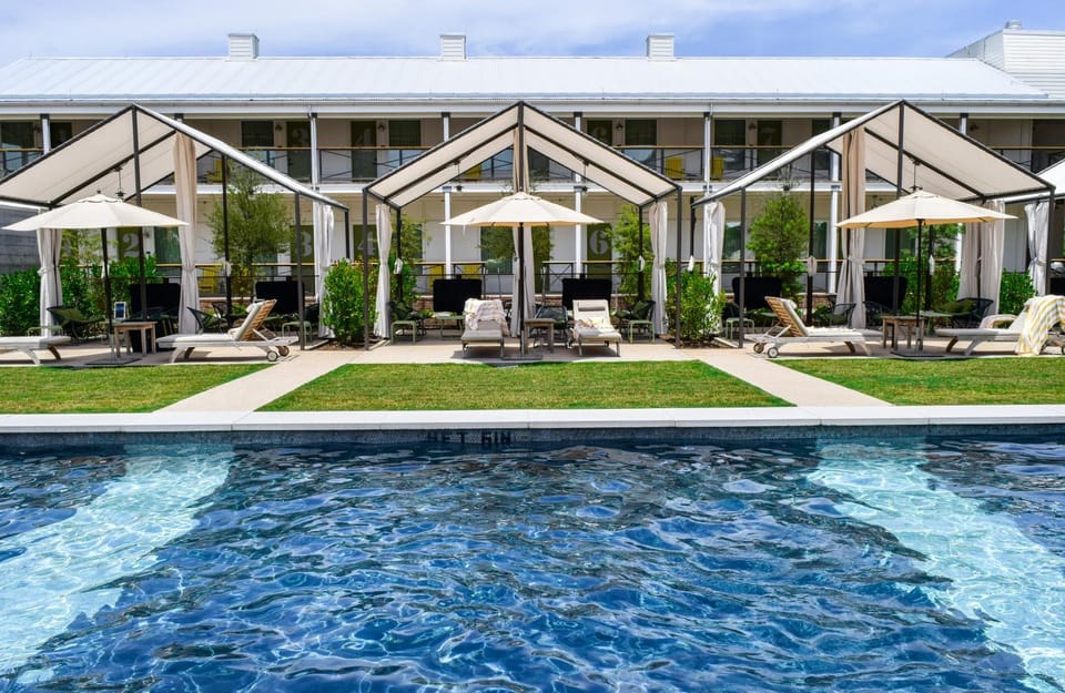 Pool view, Swimming pool
