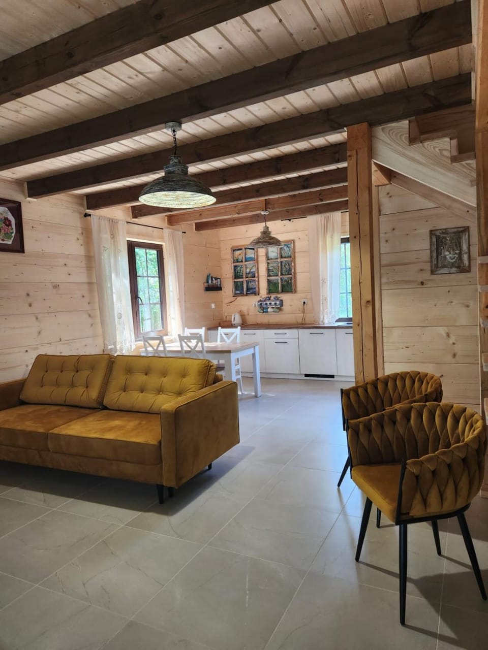 Kitchen or kitchenette, Living room, Seating area