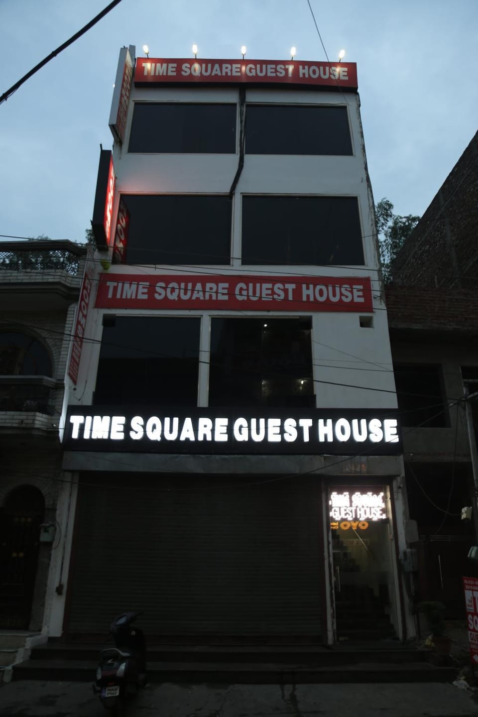 Facade/entrance, Property logo or sign