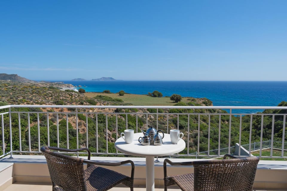 Balcony/Terrace, Garden view, Pool view, Sea view, Street view