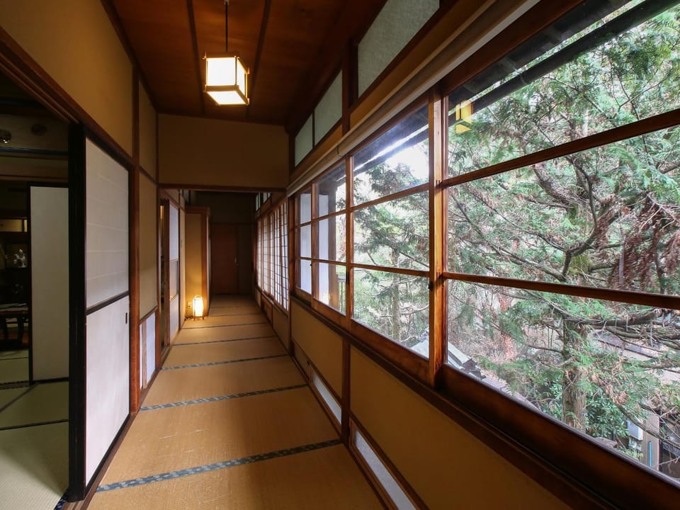 Living room, Photo of the whole room, Seating area, River view