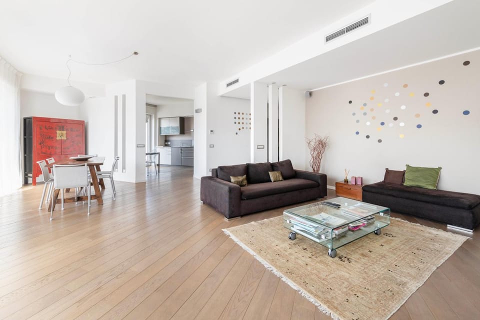 Living room, Seating area, Dining area