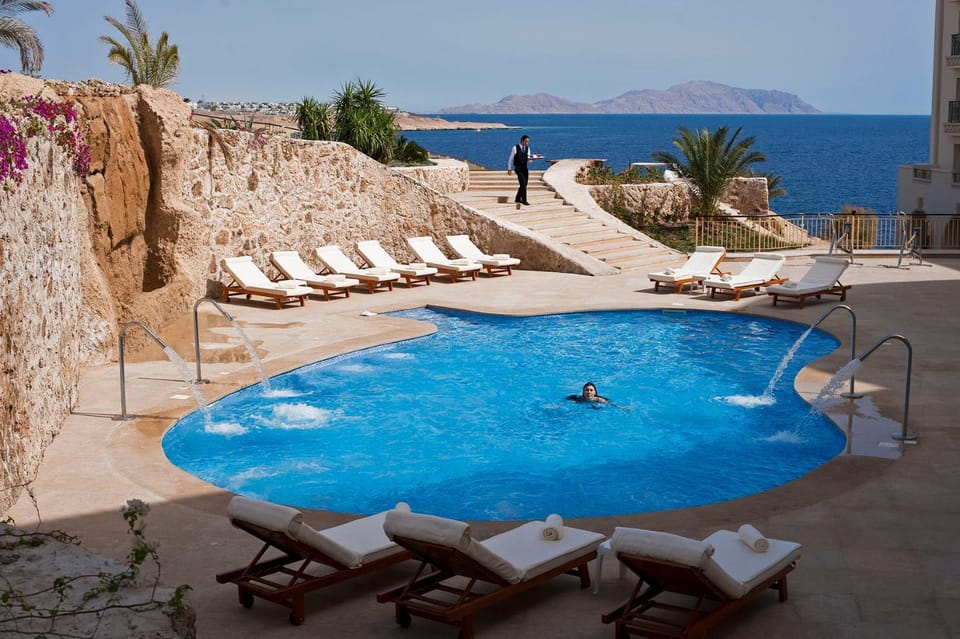 Spa and wellness centre/facilities, Swimming pool
