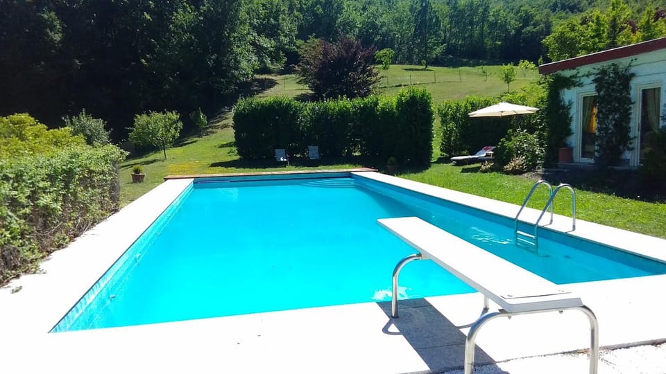 Swimming pool, Swimming pool