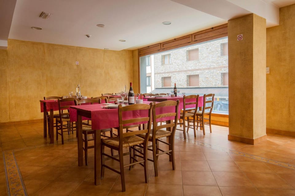 Lounge or bar