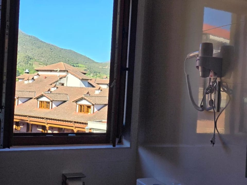Hosteria Picos De Europa Bed and Breakfast in Cantabria