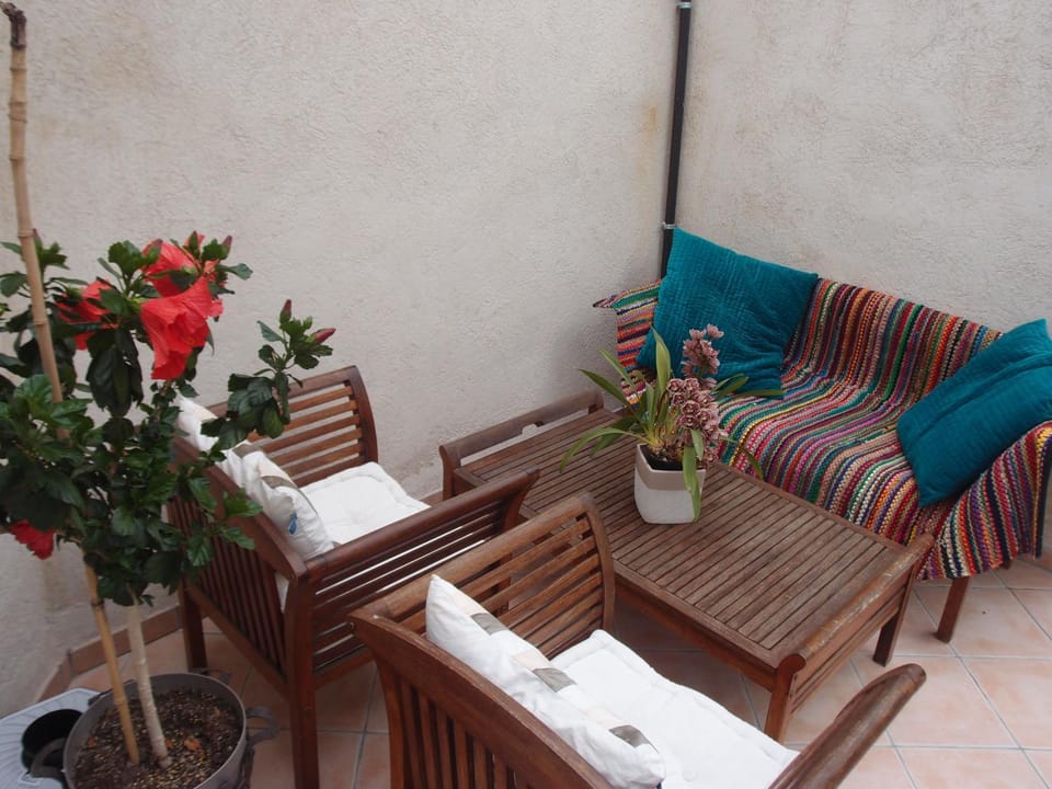 Patio, Balcony/Terrace