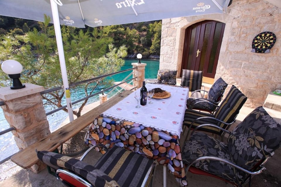 Facade/entrance, View (from property/room), Balcony/Terrace, Balcony/Terrace, Seating area, Sea view