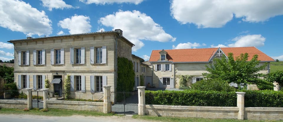 Property building, Day, Landmark view