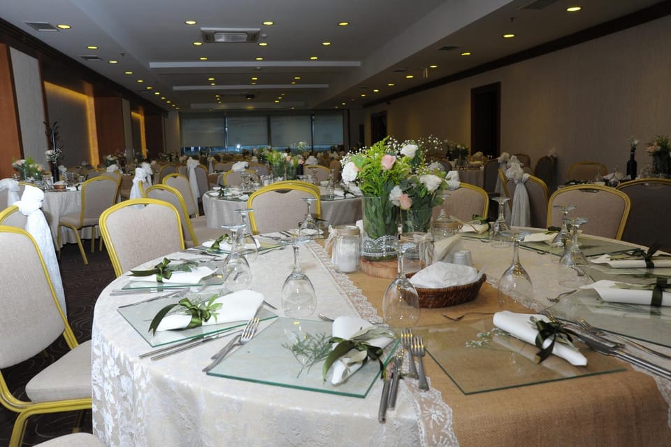 Restaurant/places to eat, Banquet/Function facilities, wedding