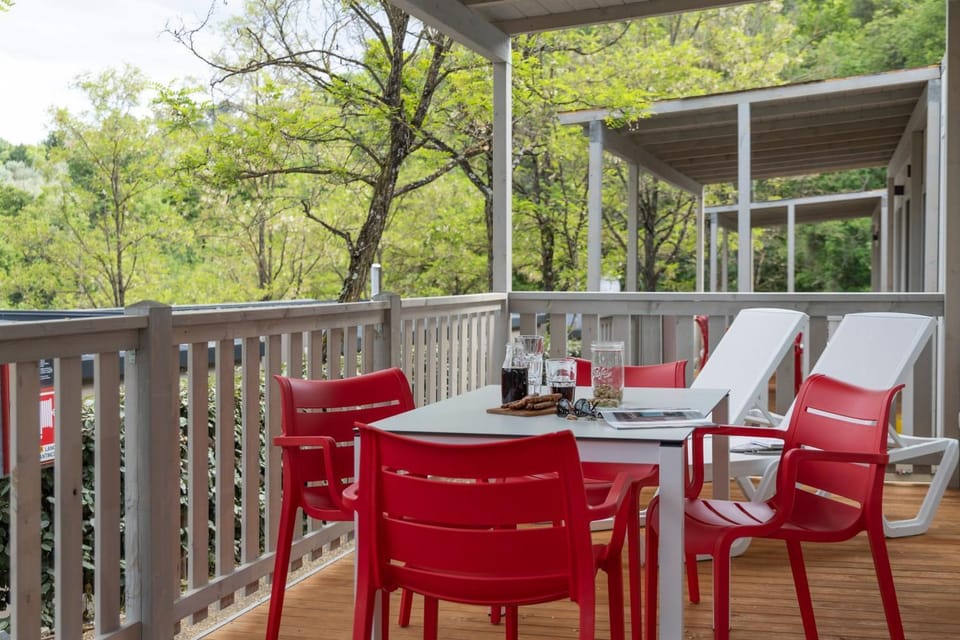 Day, View (from property/room), Balcony/Terrace, Seating area, Dining area