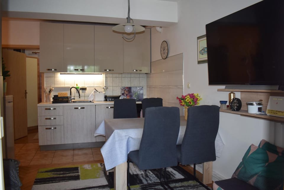 TV and multimedia, Dining area, kitchen