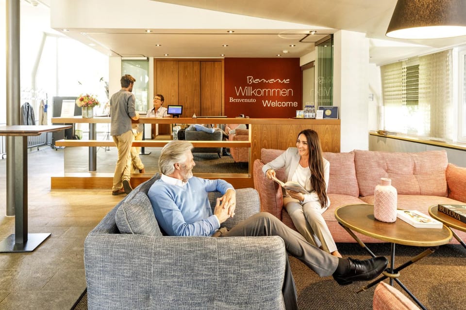 Lobby or reception, group of guests