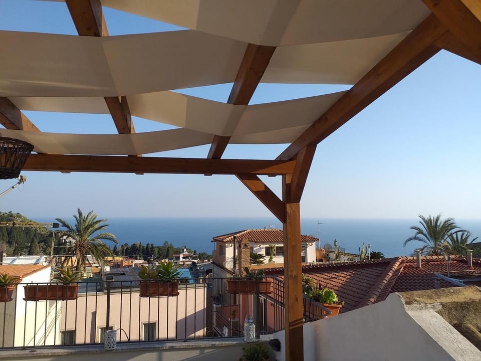City view, Landmark view, Sea view