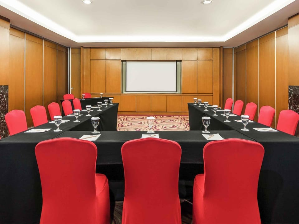 Meeting/conference room