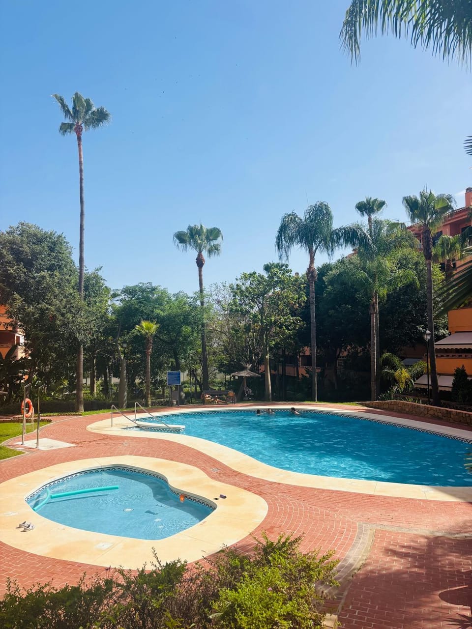 Swimming pool