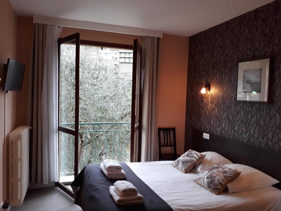 Bedroom, Garden view