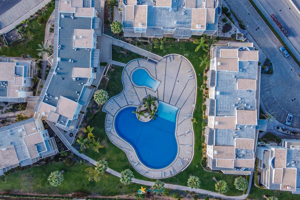 Property building, Bird's eye view