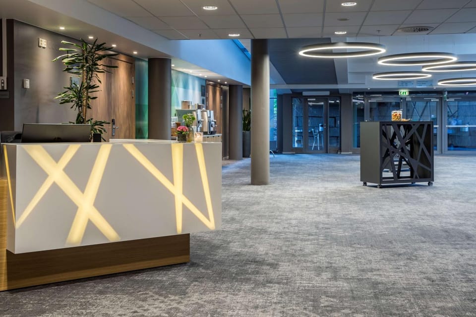 Lobby or reception, On site