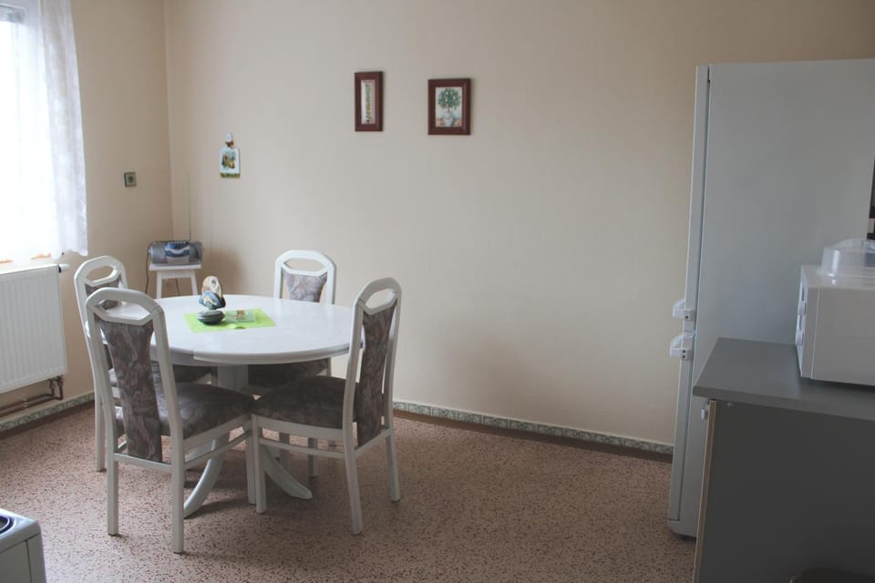 Kitchen or kitchenette, Photo of the whole room