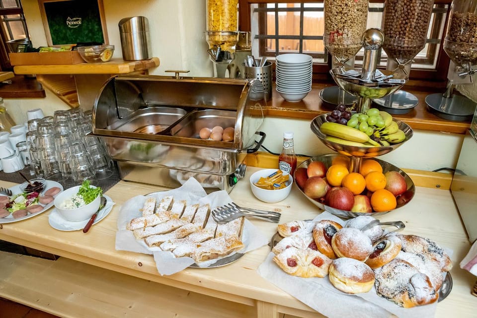 Breakfast, Buffet breakfast