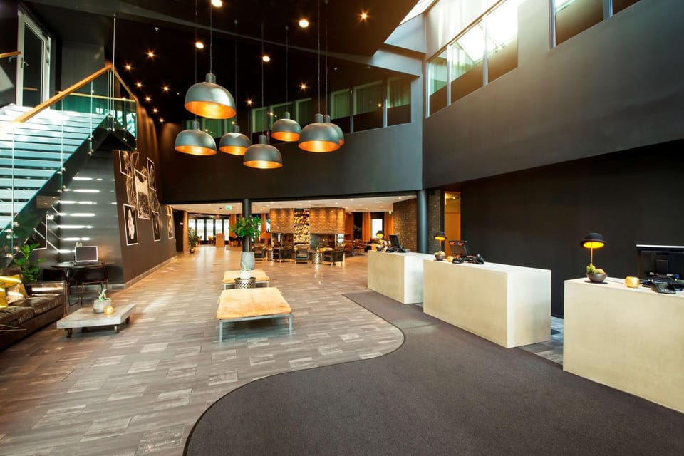 Lobby or reception, On site