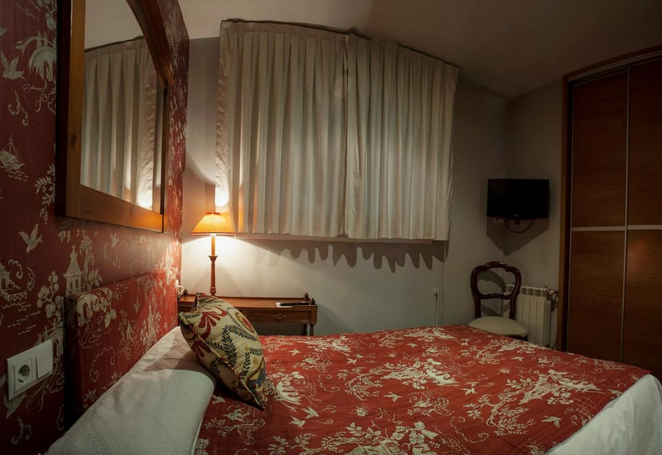 Hostal Rual Bed and Breakfast in Cuenca