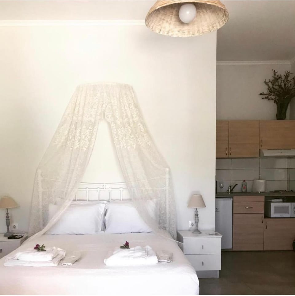 Paxos Bay Studios Apartment in Peloponnese, Western Greece and the Ionian