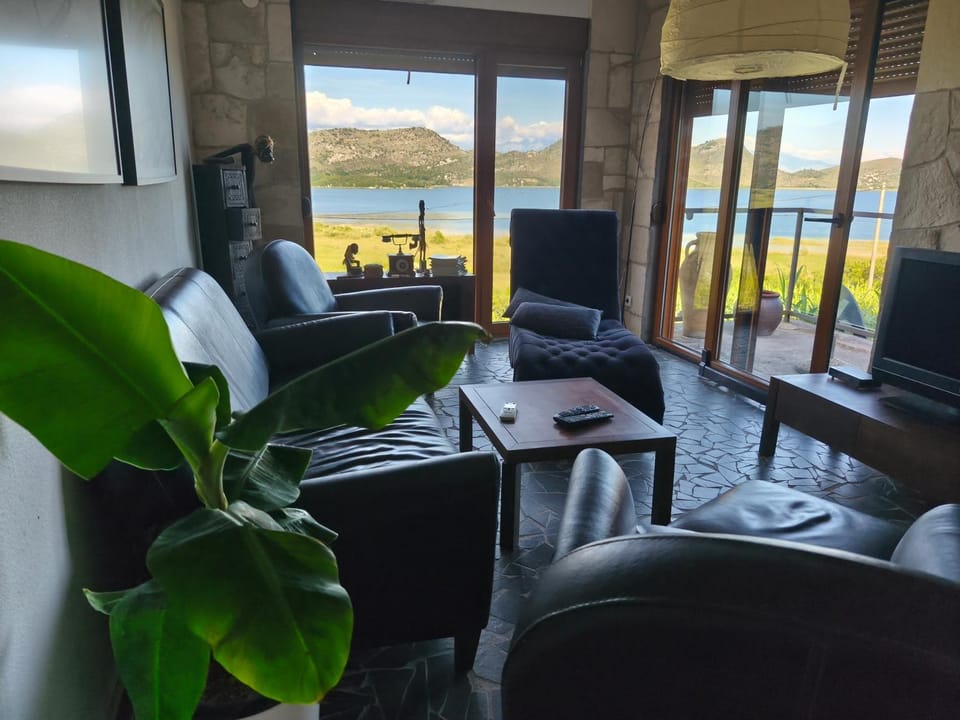 Holiday home Haustor with Skadar lake view House in Podgorica Municipality, Montenegro