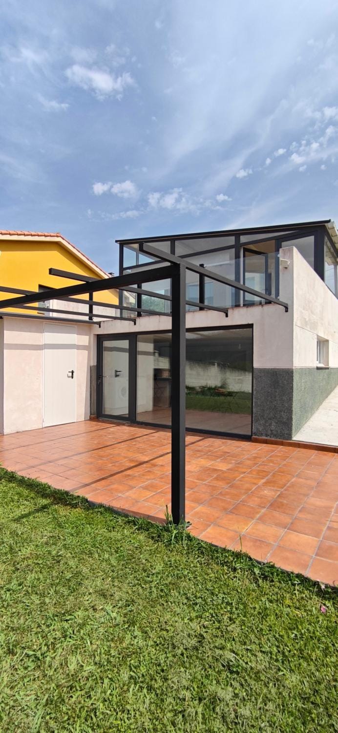 Casa Viveiro House in A Mariña Occidental