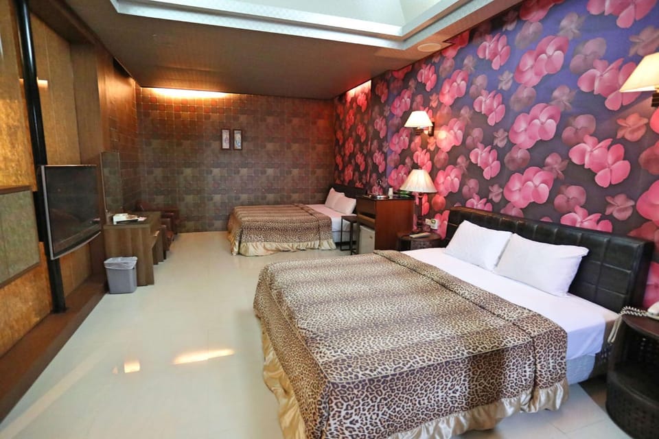 Hua Jia Motel Bed and Breakfast in Kaohsiung