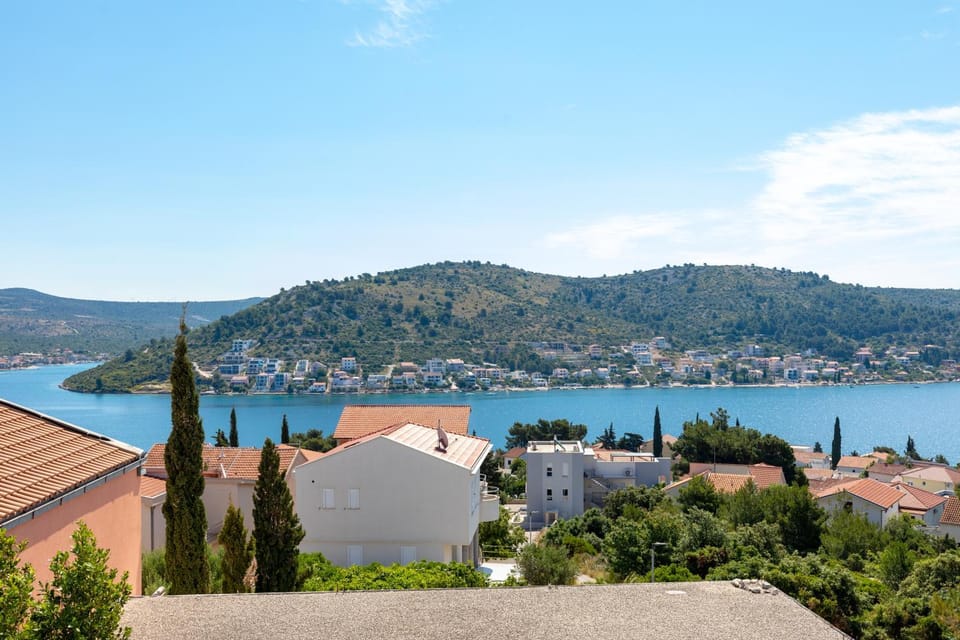 Sea view, Sea view