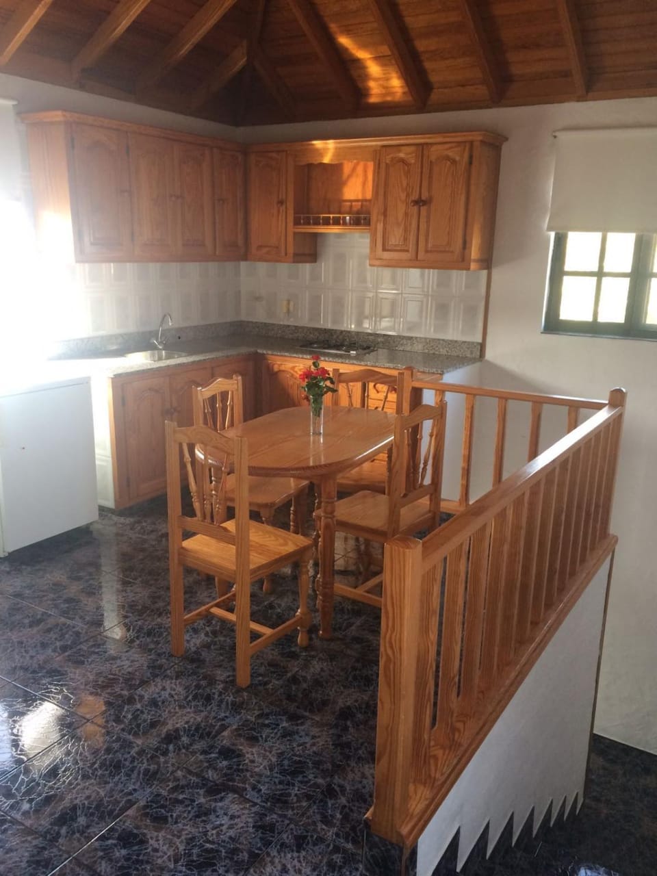 Food and drinks, Dining area