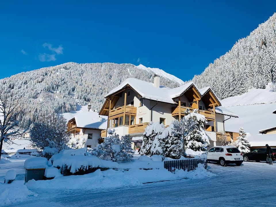 Property building, Winter