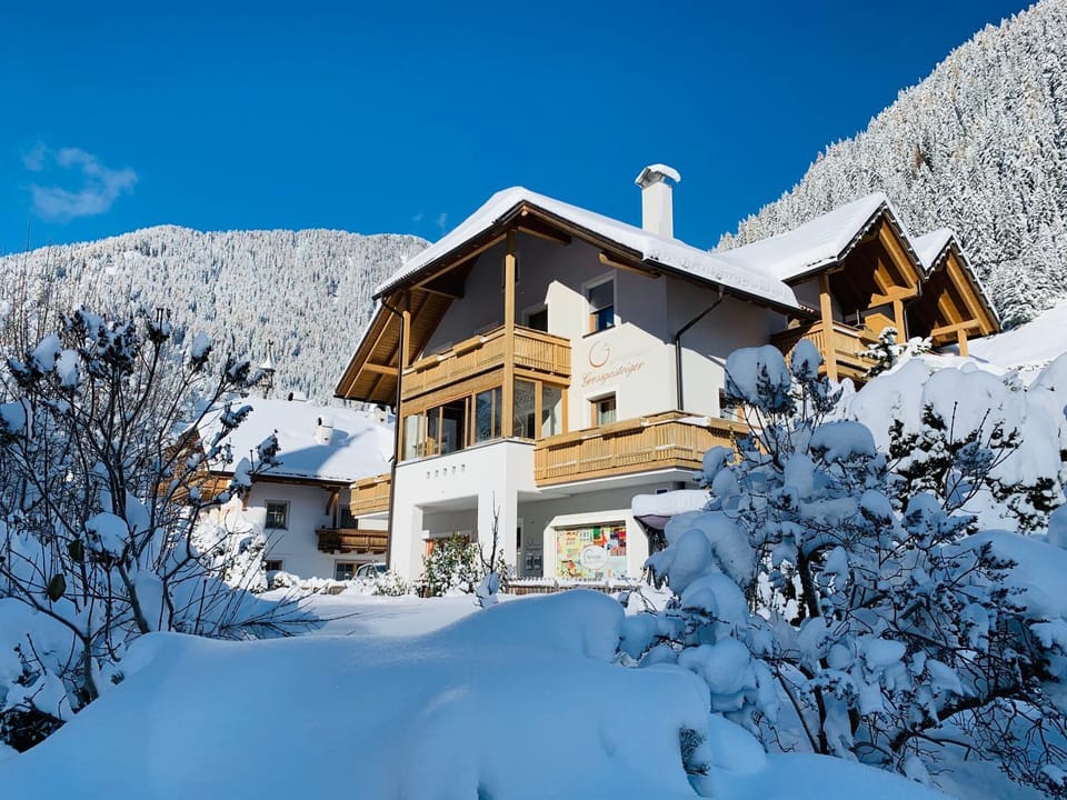 Property building, Winter