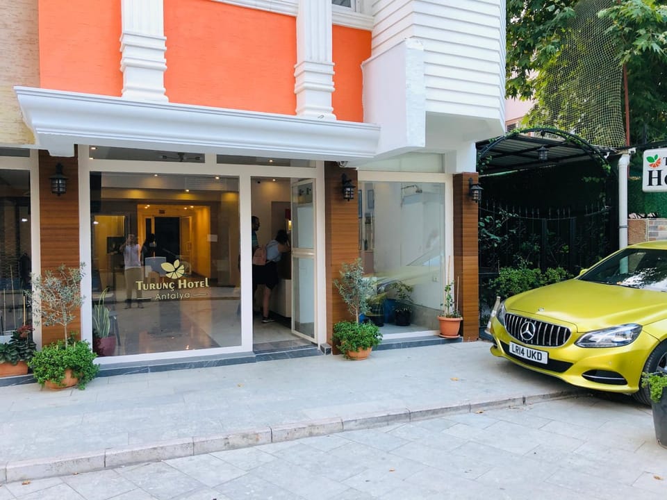 Day, Parking