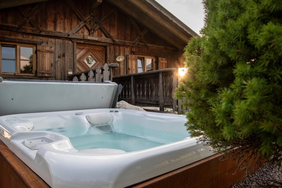 Pineta Natural Chalet Chalet in Trentino-South Tyrol