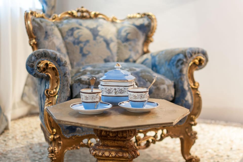 Coffee/tea facilities